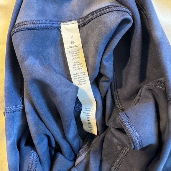 Lululemon Dark Blue Camo Wunder Train Leggings - Picture 3 of 4